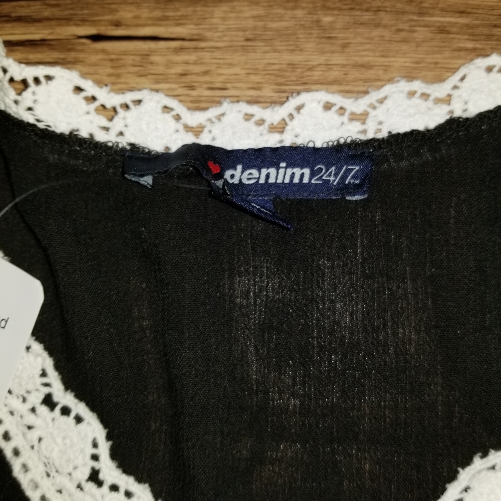 Denium 24/7- womens top- Size 28 - Picture 2 of 2